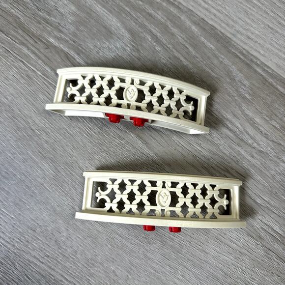 Playmobil Princess Castle 2 Curved Wall Fence Pieces Lattice Replacement Parts - Picture 1 of 7